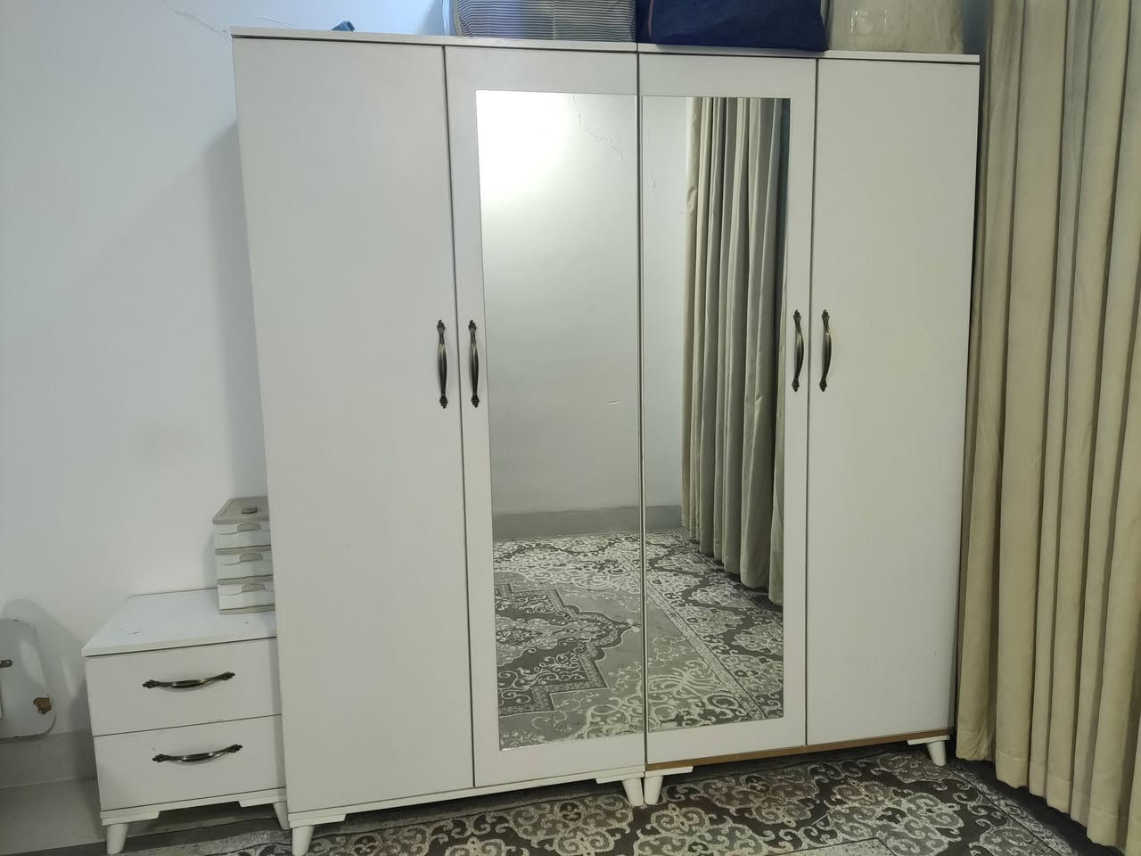 غرفه كنتور اربعه ابواب وجرابي اثنين ام النفر شغل معمل شراي خاص مكاني فرمانبران


**إذا كنت صاحب هذا الإعلان وتريد حذفه لأي سبب، رجاءا أرسل رسالة إلى الدعم الفني**