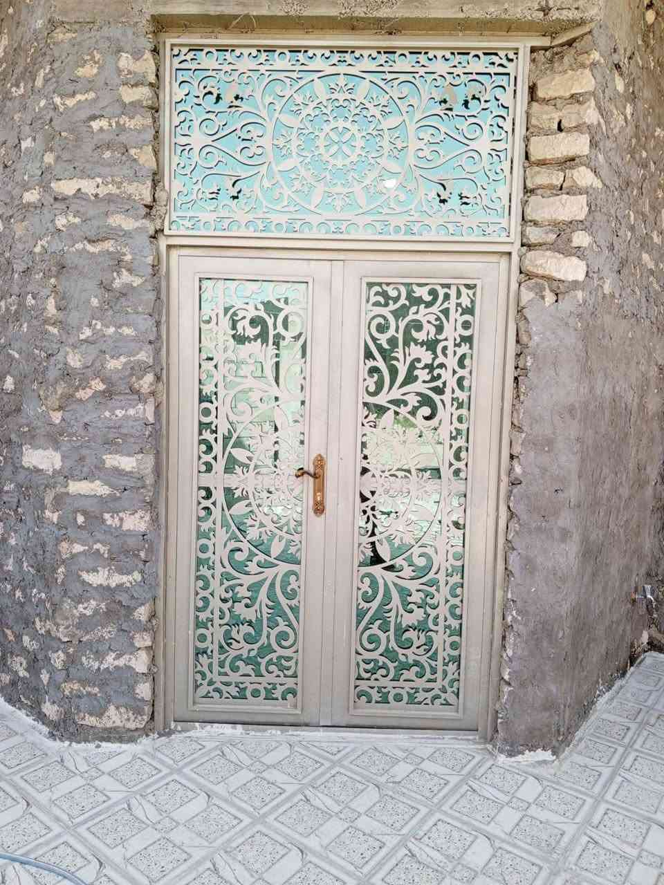 بسم الله الرحمن الرحيم تعلن حدادة الذهب الاسود عن تخفيض اسعار بوب السلايت بنسبة 40٪ باب سلايت قياس ٣ متر نضام بليت طعج  ونضام بديل الخشب ٧٠٠ الف  وحديد ثقيل تركي وتخفيض أسعار الشبابيك والأبواب الداخليه ملاحضه مع الصبغ أساس ولون  واصل يمك مع عمل كافة أنواع التصاميم الهندسية ونضام البلازمه والسقائف اتصل وبيك خير ودلل اتصال *********** أو اتصل ***********العنوان الرمادي التأميم عبور جسر الطاش
