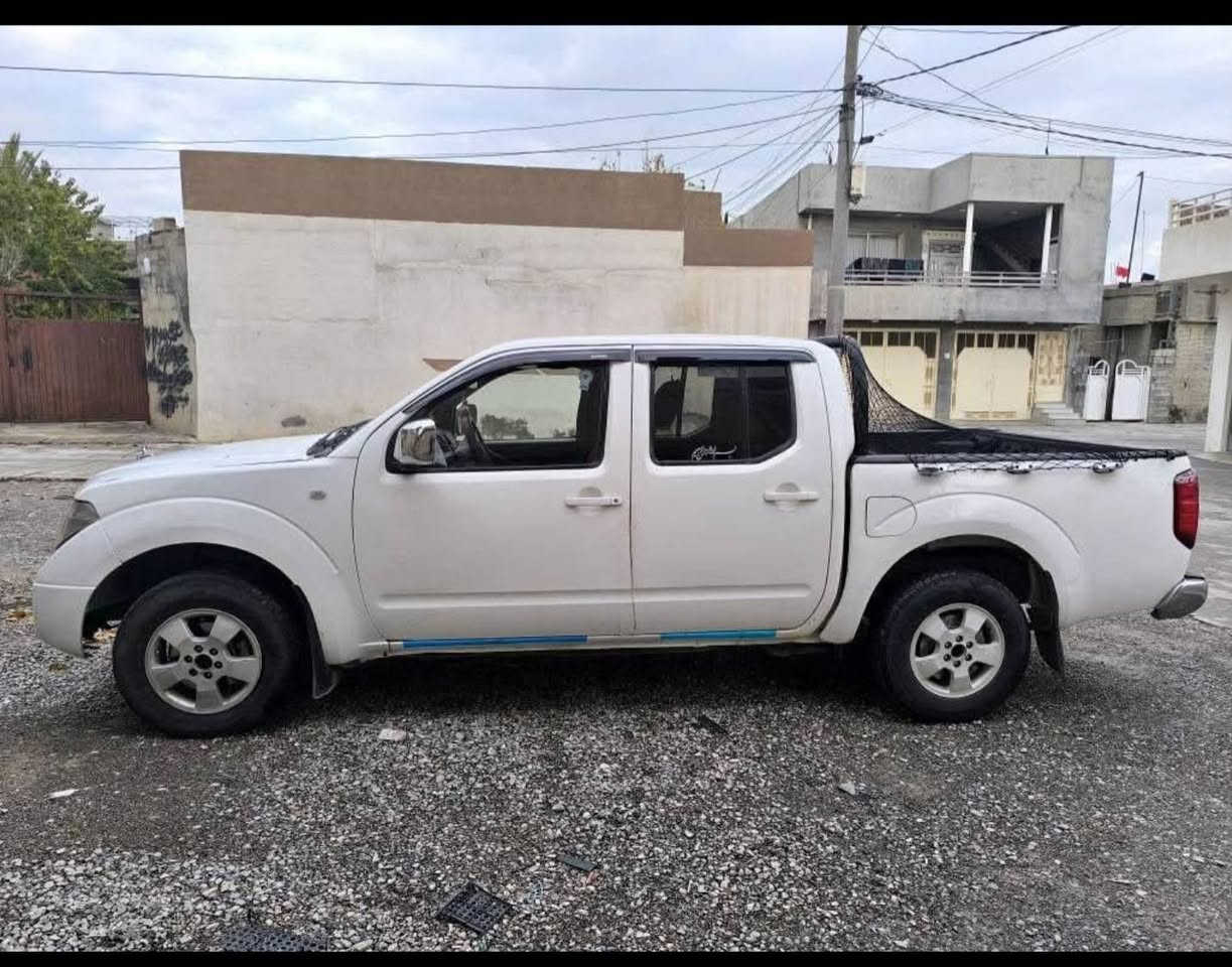 ناڤارا 2014
ئۆتۆماتیک گێڕو مەکینە ئەڕنەب 
بەشەرتی گێڕو مەکینە 

ماشااللە سەیارەکی بێ عەیب و ماڵی کەسابەت هەم سواری هەم باری ..

سەیارەکە بە شەرتی بێ تەحویل ئەفرۆشم چونکە ساحێبی دیار نیە 
بەشەرتی ئەوەشی یەک کێشەی لەسەر نەبێ نە حیجز نە هیچ شتێک و لە مروریش کێشەی تازە کردنەوەت نەبێ

سعری ٧٨ گەڵا و مەعامەلە 

***********
*********** السليمانية, العراق
