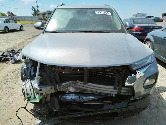 شوفرليت تريل بلايزر LT 2023
رقم كربلاء تحويل مباشر 
عداد المسافه : 13 الف mill
حجم المحرك : 3 سلندر 1300 تيربو 
الضرر : دعاميه اماميه بدون دواخل 
مكفوله من الصبغ والتبديل 
المواصفات LT المعروفه ..
مكانها كربلاء 
***********

السعر 139 ورقه
