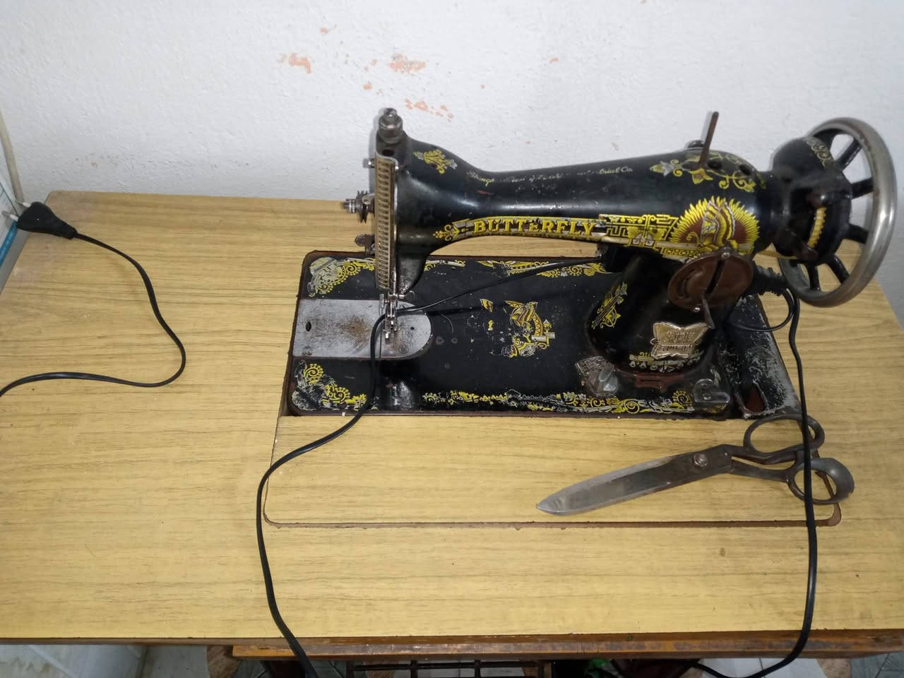 مكينه فراشه الهندي الاصلي القديم تخيط اي قماش للبيع هيه وميزهه السعر ١٠٠ وبيه مجال


**إذا كنت صاحب هذا الإعلان وتريد حذفه لأي سبب، رجاءا أرسل رسالة إلى الدعم الفني**