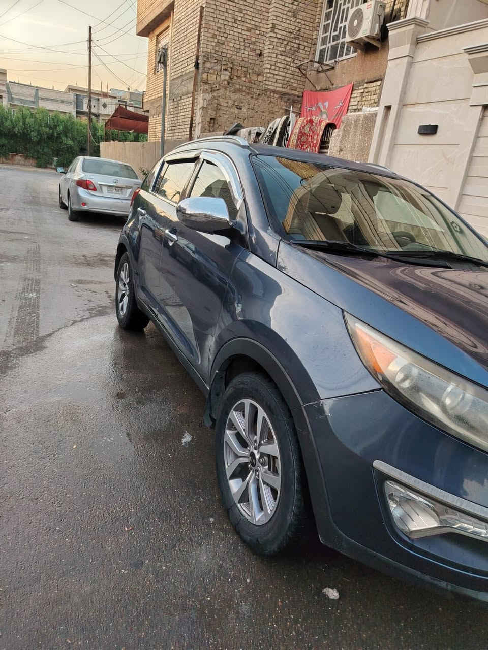 السلام عليكم
للبيع كيا سبورتج 2016 GDI رقم بغداد 
وارد أمريكي
حجم المحرك 2400
تبريد ثلج
ماشية 121 ألف
السيارة باسمي واستخدام بيت

ضررها بأمريكا من الخلف
وبالعراق صار بيها ضرر أمامي
القمارة بيها جراد
السيارة بحالة جيدة
السنوية تنتهي 2029

كلشي مذكور بالسونار
تاريخ السونار 2026/5/23

السعر ( 125 ورقة ) قابل للتفاوض
موبايل :  ***********
العنوان : بغداد / البلديات
