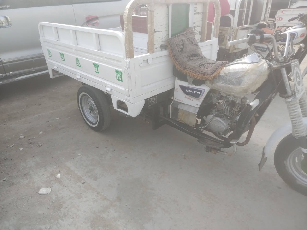 سلام عليكم ستوته للبيع موديل 18 وراق كامله جاهزه من الطول لطول مابيه نقص كله وراق كامله وكيل مجمع الكرار شاصي نضيف مكفول بدي مغلف ستوته حلوه جاهزه مكان ناصريه مركز شراي يتصل على الرقم *********** سعر 1350
