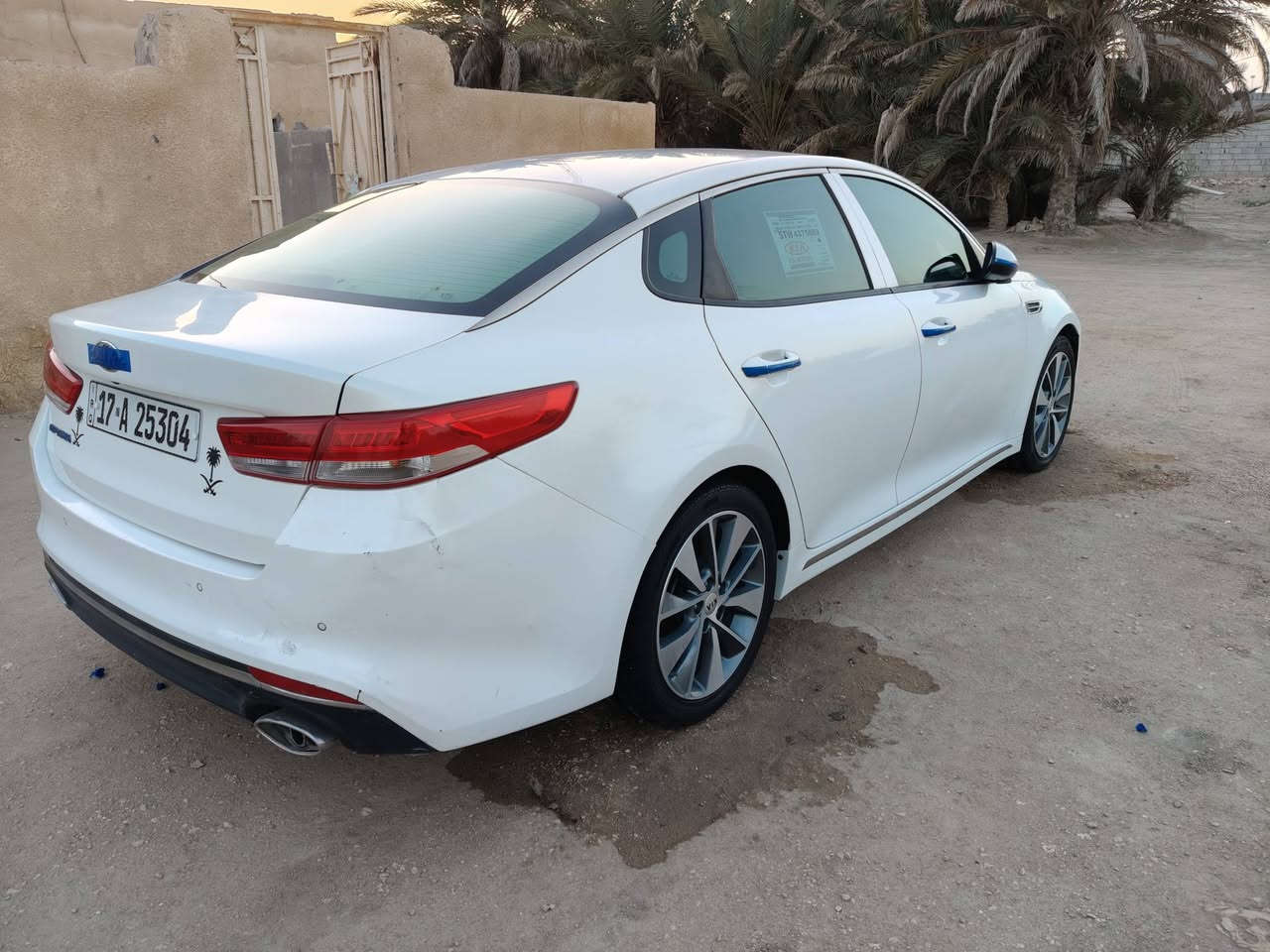 السلام عليكم كيا اوبتيما 2018 مكينه 2400 دوش سياره فول مواصفات للاخير واحد على واحد
عده فتحه 
مواصفات ثلاث بصمات جنطه تفتح عندي التقرب بصمه بالباب  برد بلادي وره شاشه كاميرا حساس امامه حساس خلفيه يعني فول ومواصفات بعد بيه هواي حيل موصفات معروف خليجي فول موصفاته مكاني سماوه سعر خاص وتفاصيل اكثر تصل عل رقم او خاص ***********
