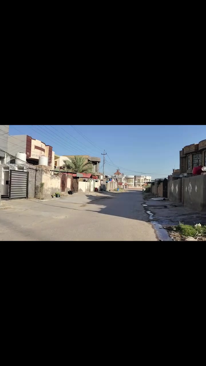 بيت البيع
المساحه 200
طابو صرف
البناء طابوك السقف كونكريت
البيت كلش حلو ماشاء الله
الاستفسار ***********
