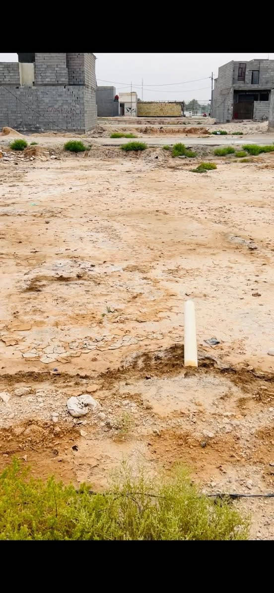 السلام عليكم قطعه أرض مجمع الصادق خدمات كامله 50متر بضهر التجاري زراعي سند 25 السعر قفل 12مليون مكتب الجنه 
***********
