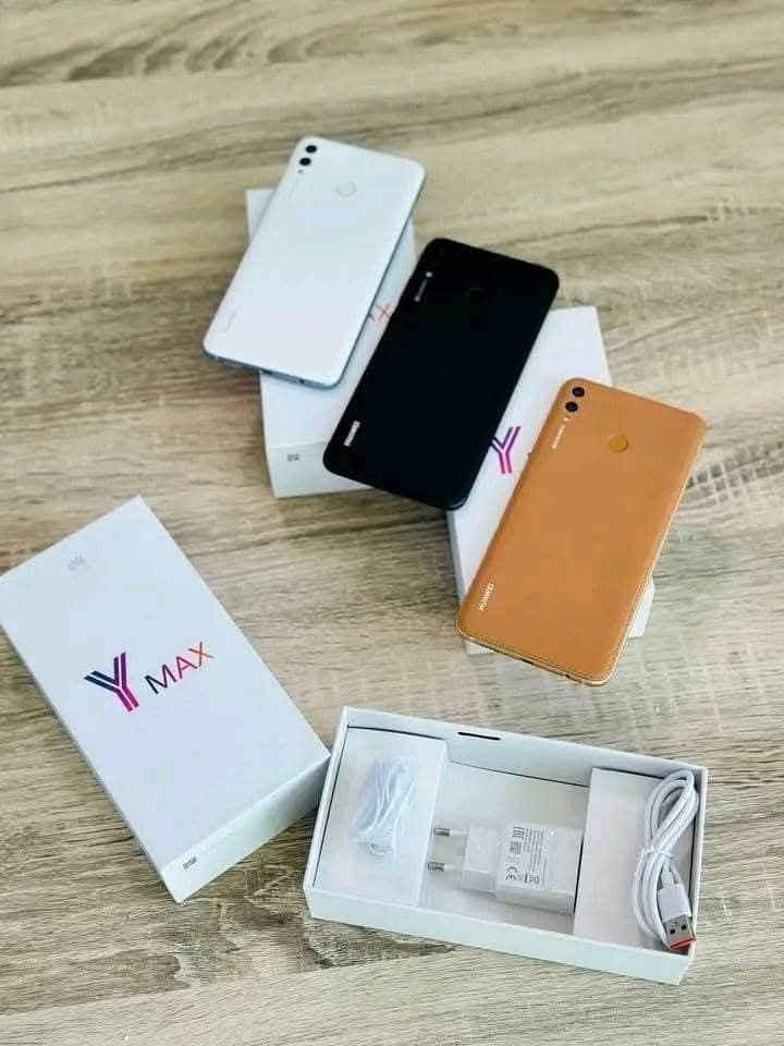 مع اكبر شاشه شاشات الموبايل  أصلي 
 هواوي y max 
 ذاكره 256 رام 8 كيكا و بطاريه 5000 ملي امبير وشاشه بقياس 7.12 انج  مظهره جلد الجميل 
معالج قوي للالعاب والأداء  جهاز سلس بالعمل 
بسعر 100 الف  فحص قبل الشراء
مفرد وجمله توصيل كافه محافظات 
العنوان بغداد زيونه ربيعي مقابل مول دريم ستي 
اعتذر اذا اتاخرت بارد
المراسلة او اتصال 
*********** بغداد, العراق
