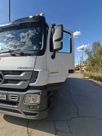 سياره أكتروس للبيع الموديل 2014 حجم المكينه 2544 حجم الاكرين 17 ونص با...