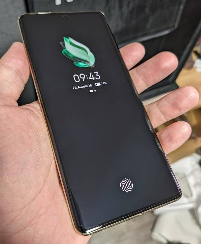للبيع تواصل ***********
ريلمي 13برو بلس5G جهاز جديد كفالة عامه
ذاكره512 عشوائيه 12 جهاز مواصفات راقيه
بطارية 5200🔋 يدعم الذكاء الاصطناعي 
المعالج snapdragon 7s gen2✅✅
كاميرا زووم x120🌕🌖🌎 للقمر
سماعتين نضام استيريو 💢 سعر350 النجف, العراق
