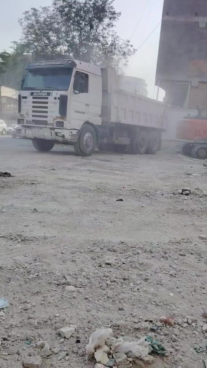 سلام عليكم سكانيه بطه البيع مكفوله كفاله عامه تخم تاير مكينه جديده الا صرف ولا بخار سياره جاهزه العمل سعر 180 وبيه مجال الطيبين رقم ***********
