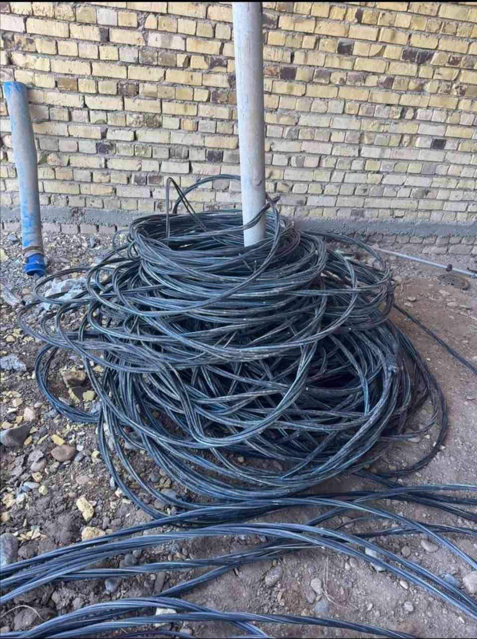 السلام عليكم ماطور ماء ألماني ١٠ حصان للبيع شغل ومي خير من الله وايضا ظفيرة للبيع ٣٠٠ متر ٤في ٣٥ للبيع الشراي يدخل خاص مكان الحي


**إذا كنت صاحب هذا الإعلان وتريد حذفه لأي سبب، رجاءا أرسل رسالة إلى الدعم الفني**