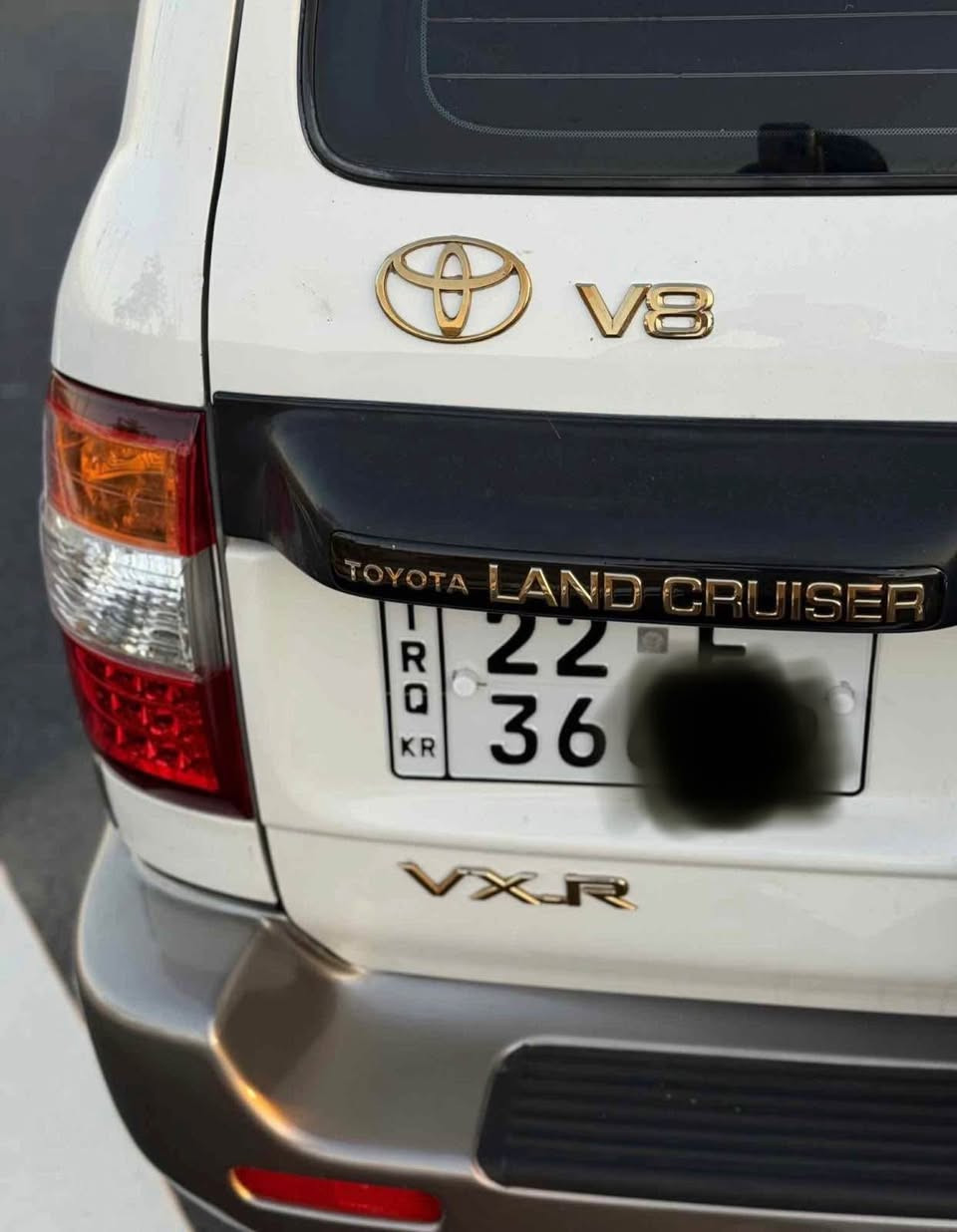 لاند كروزر VXR 1998 الساير ليميتد رقم اصولى فول مواصفات ديفلوك گير عادى فتحه سبير علاق سلاجه تبريد مركزى  كشن جلد مسجل بوكس شريكه دشبل ليزر 3سويج سبير مانزل قليل ماشيه محرك 8 سلندر مامفتوح سنوى رقم المانى جديد اصولى صبغ نص جاملغ  ..  مكان اربيل موبايل *********** سعر173 حرثا, نينوى
