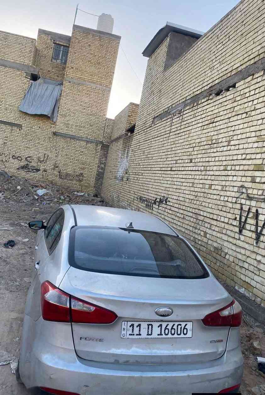 مروس شعندك نزل او بيع سعر 90مكاني بغداد قرب مدينه الصدر بسمي سياره
