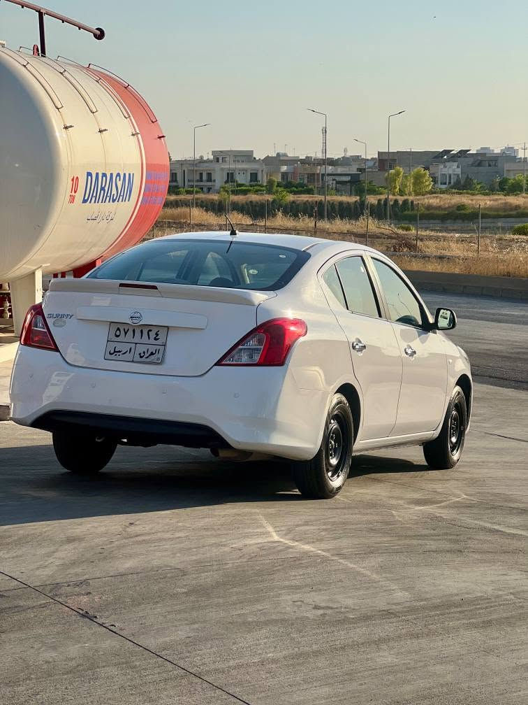 نيسان سةني ٢٠٢٠
سفري هةولير
يةك دةستة هةتا ئيستا لة لاي خومة
١٠٥٠٠٠ km رويشتية
هةمو شتيكي بة شةرتة كير مةكينة تةقةو رةقة سةيارةكة زور جوان ماوةتةوة هيج مةسروفيكي تيدا نية
هيج سبوخي نية تةزرةي نية شةبولي نية 
٢ شويني تةحديلة
١١٣ وةرةقة مةجاليكي كةم
*********** أربيل, العراق
