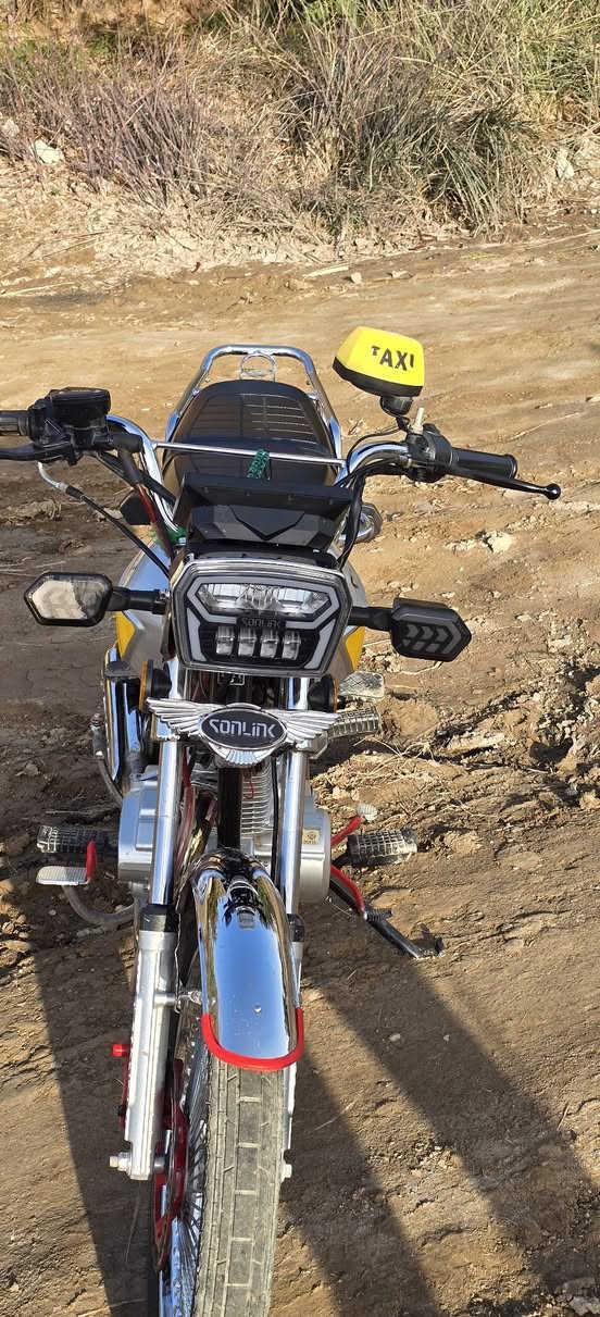 السلام عليكم دراجه تايكر موديل 2025 اوراق دراجه صار شهرين من طلعته وكيل مكفوله من التاير للتاير اسعر 750 وبيه مجال المكان الهاشميه ***********
