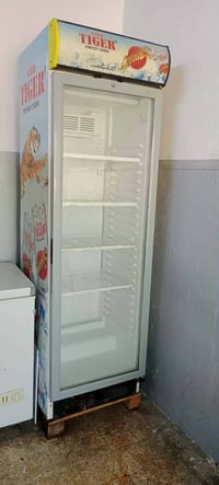 تلاجة • شغالة • فيه مجال