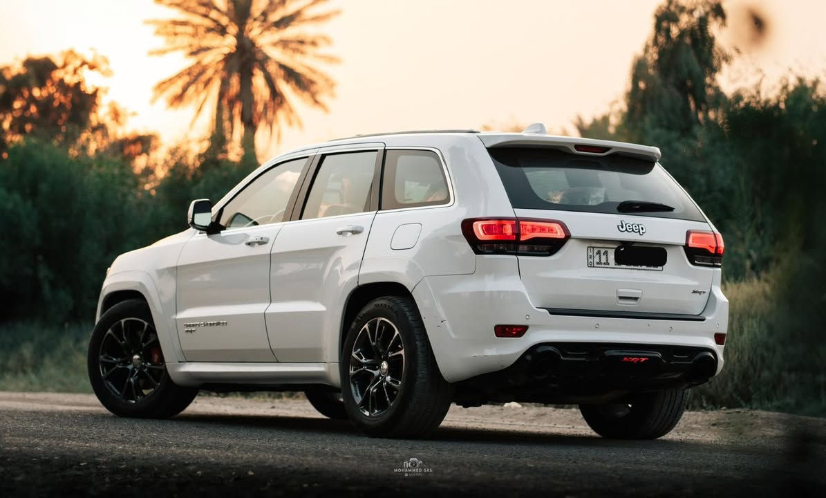 جيب srt موديل 2015 خليجي كفاله عامه
ملاحظات بسيطه 
المواصفات لا تعد ولا تحصى
اليعرف الSRT يعرف السعر والمواصفات
السعر 250 قفل بدون عمله 
احلى  SRT بالعراق 
التعجبه السياره ياخذها بلاش وتدللون 

‭0773 240 0615‬

‭0783 819 5338‬
