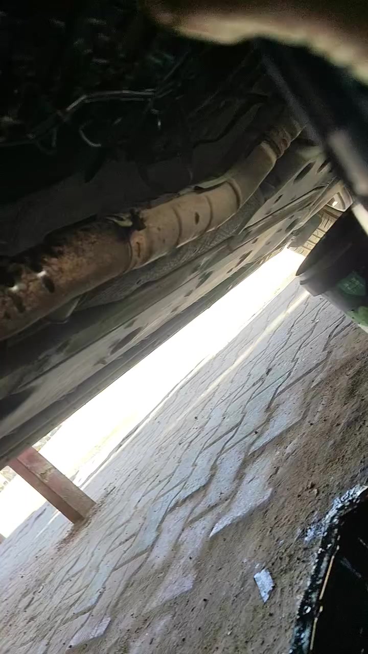 يتوفر هيدروليك ws حسب مواصفات الشركه 
الديوانية شارع سالم
***********
