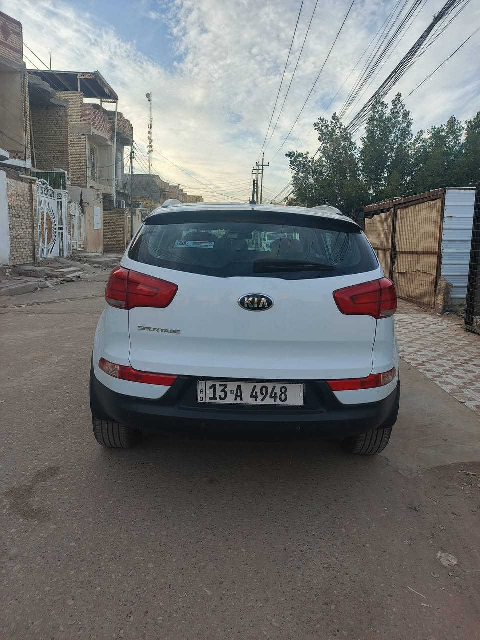 سلام عليكم سبورتج موديل 2015 سياره نضيفه والسونار كدامك ماشيه 138 الف السعر 165 العنوان ميسان ***********

