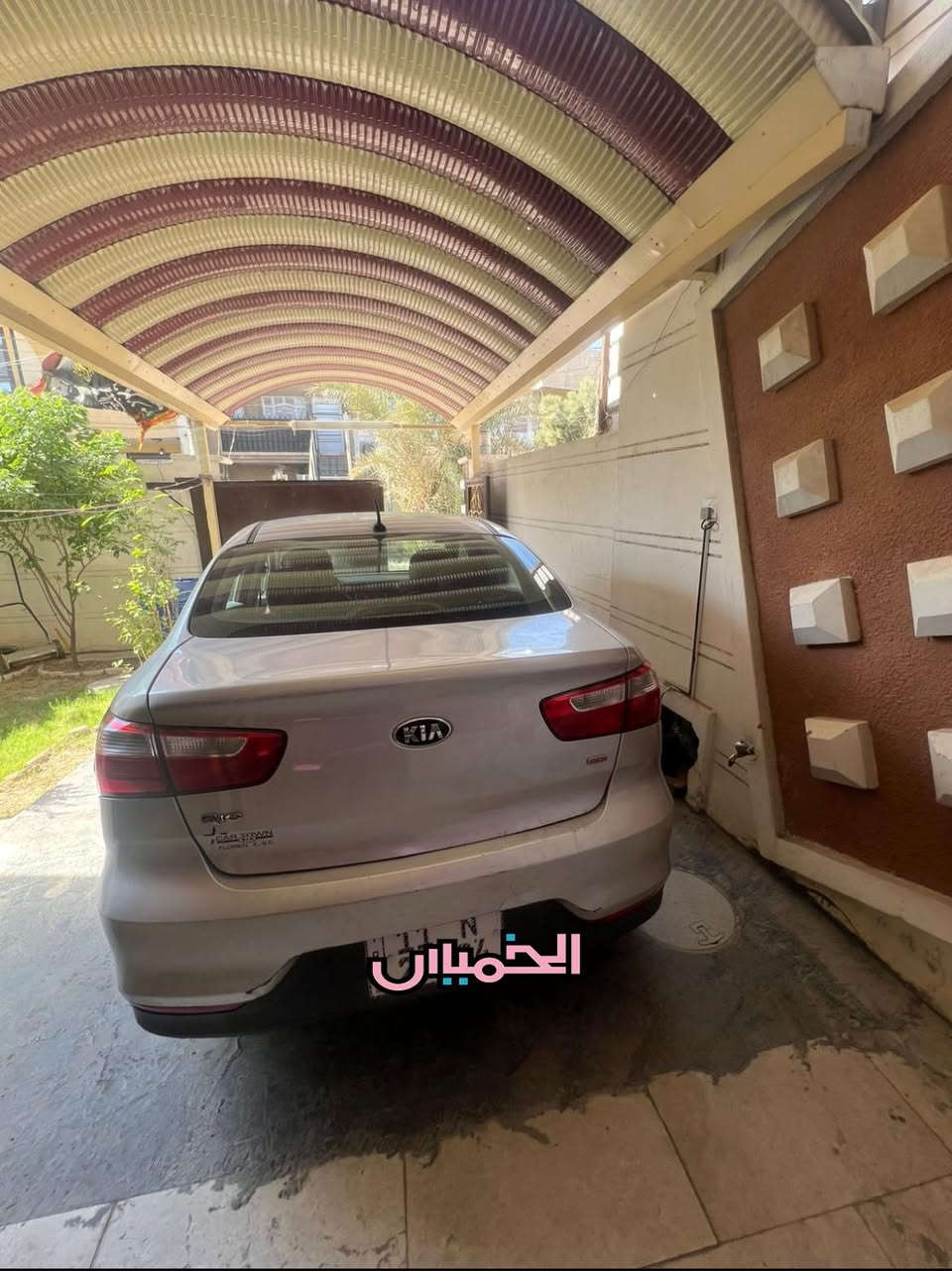 كيا ريو ١٦   بدون صبغ فقط بارد حافه بنيد جملغ نصه  ماشيه ٥٣ الحمدلله مابيه اي نواقص السعر ٩٣ 
رقم الهاتف ***********
