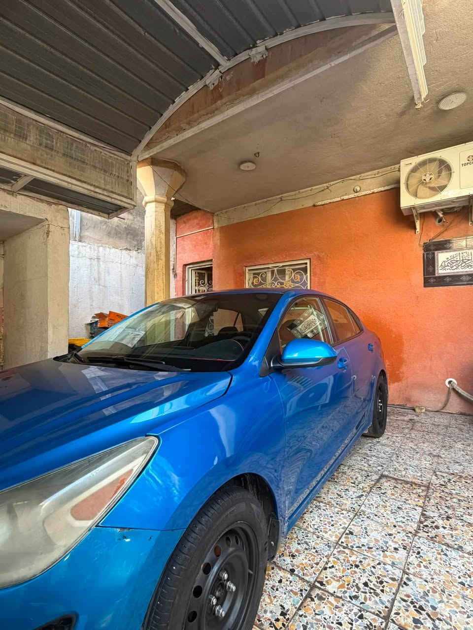 للبيع كيا ريو S موديل 2021 – هاج باك (الشكل الجديد) 🇺🇸

🔹 وارد أمريكي
🔹 محرك 1600 CC (DOHC)
🔹 ماشية 91 ألف ميل

حالة السيارة:

* تبريد ممتاز
* مكينة ممتازة
* كير ممتاز
* حدادة ممتازة
* الحادث الأمريكي موضح بالصور
* بالعراق تم تبديل جاملغ صفحة باب السائق فقط

المواصفات:
✅ شاشة كبيرة
✅ Apple CarPlay
✅ بلوتوث
✅ كاميرا خلفية
✅ مانع انزلاق
✅ مثبت سرعة (Cruise Control)
✅ تحكم من المقود
✅ كشنات مخمل
✅ الكشن الخلفي قابل للطي

📌 السيارة معوقين سنتين وتصير حرة 

💰 السعر: 87 ورقة، وبيها  مجال للطيبين.

📍 مكان السيارة: البصرة.

📞 للاستفسار والاتصال:
***********
