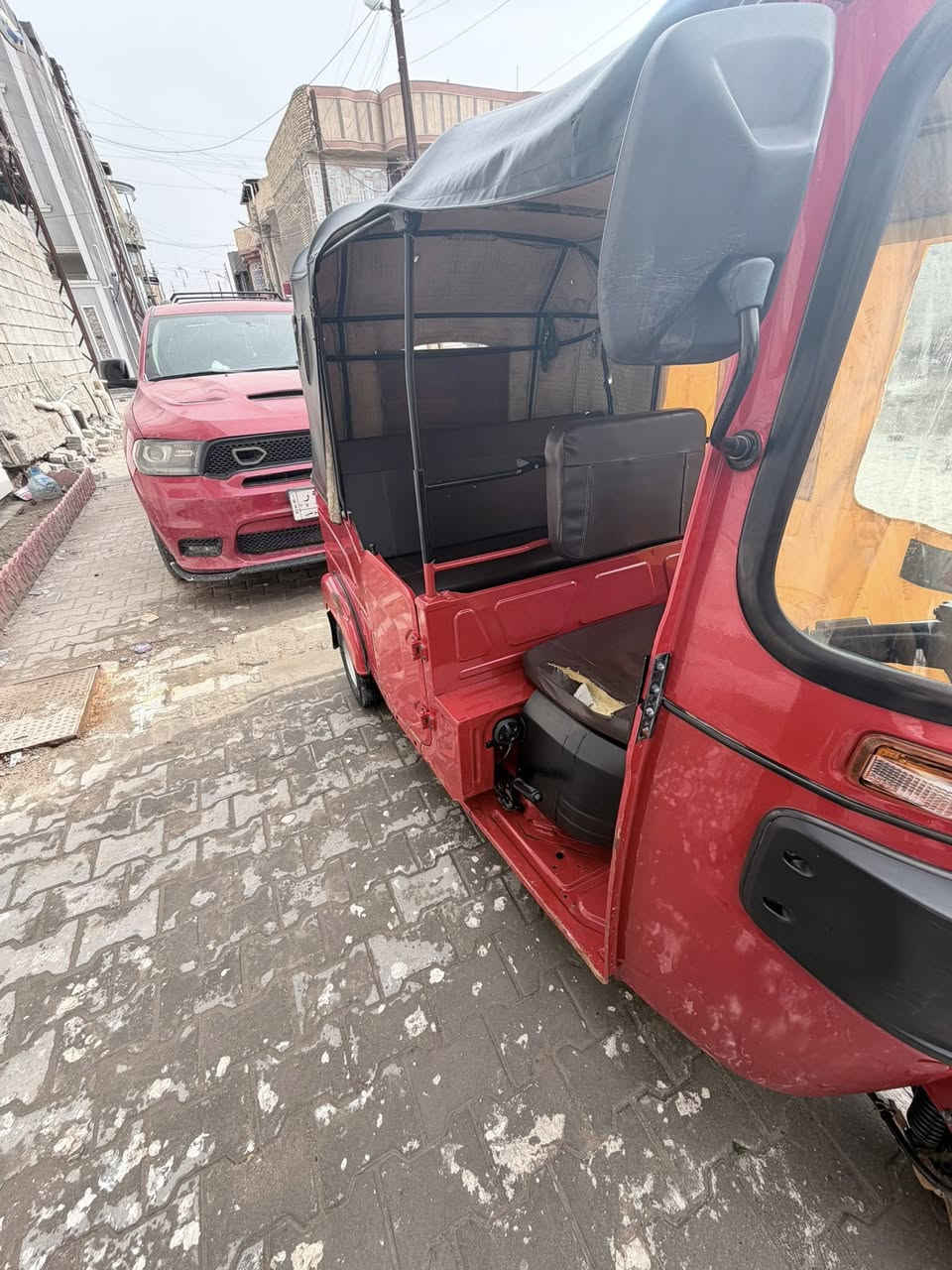 السلام عليكم تكتك باجاج 2023 شهر11
السعر 8 ملاين وبيها مجال التكتك اوراق 
المكان البصره التنومه 
الرقم ***********
