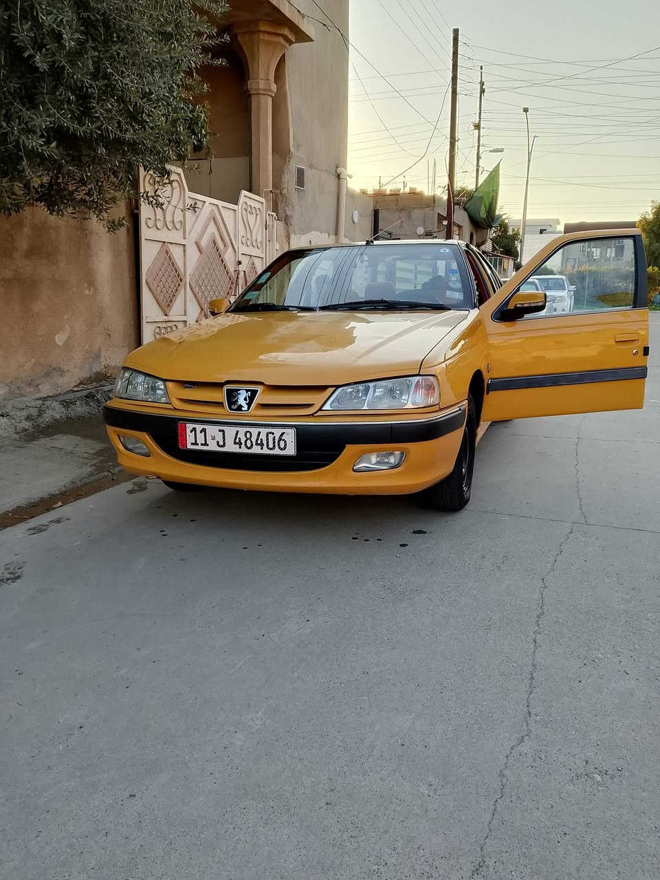 بيجو بارص 2015 سياره نضيفه گير محرك صدر تايرات لايت زنون شمسي داخلهه كلش نظيف سياره ب اسمي هيئه وغرامات مصفره هزه جديده ب اسمي تحويل ثاني يوم


**إذا كنت صاحب هذا الإعلان وتريد حذفه لأي سبب، رجاءا أرسل رسالة إلى الدعم الفني**