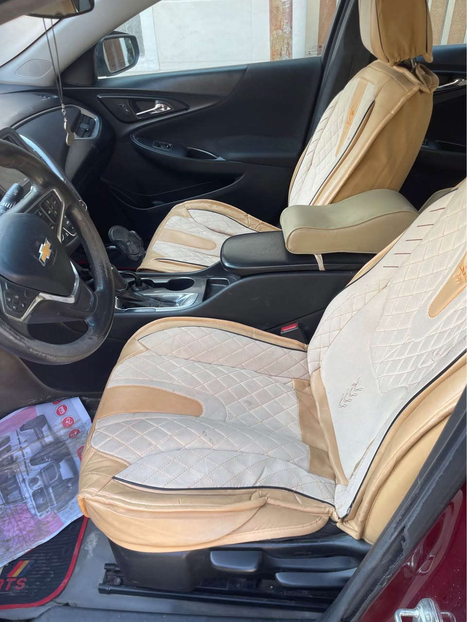 ماليبو ٢٠١٦ حمره 
رقم انكليزي سنويه لغاية ٢٠٣٠بسمي هزه جديده 
محرك ٢٥٠٠ تيربو مكفول 
كير كفاله 
السياره ماشيه ١٥٧ الف 
تشغيل بصمه اربع ابواب بصمه كاميرا خلفيه شاشه تحكم ستيرن ٤ جهات 
تخم تاير جديد باتري جديد 
منضومة تبريد جديده 
راديترات جديده 
سياره ادامه ترتيب البجم كامله عليها 
الرقم *********** 
السعر ٩٥ بغداد, العراق
