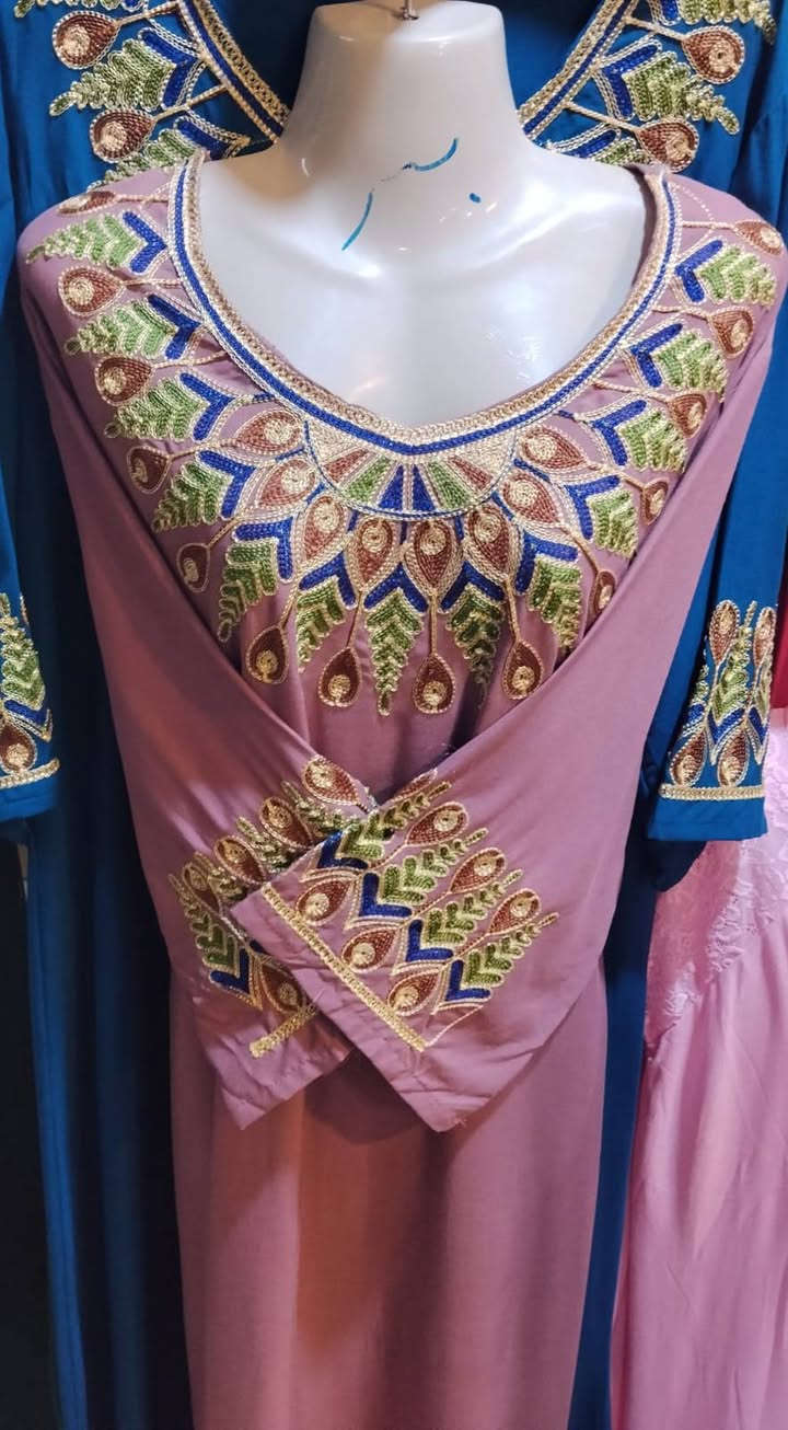 دشداشة كشمير موديل طويل وردن ثلاث ارباع عنوان محل اشتي مول طابق سرداب


**إذا كنت صاحب هذا الإعلان وتريد حذفه لأي سبب، رجاءا أرسل رسالة إلى الدعم الفني**