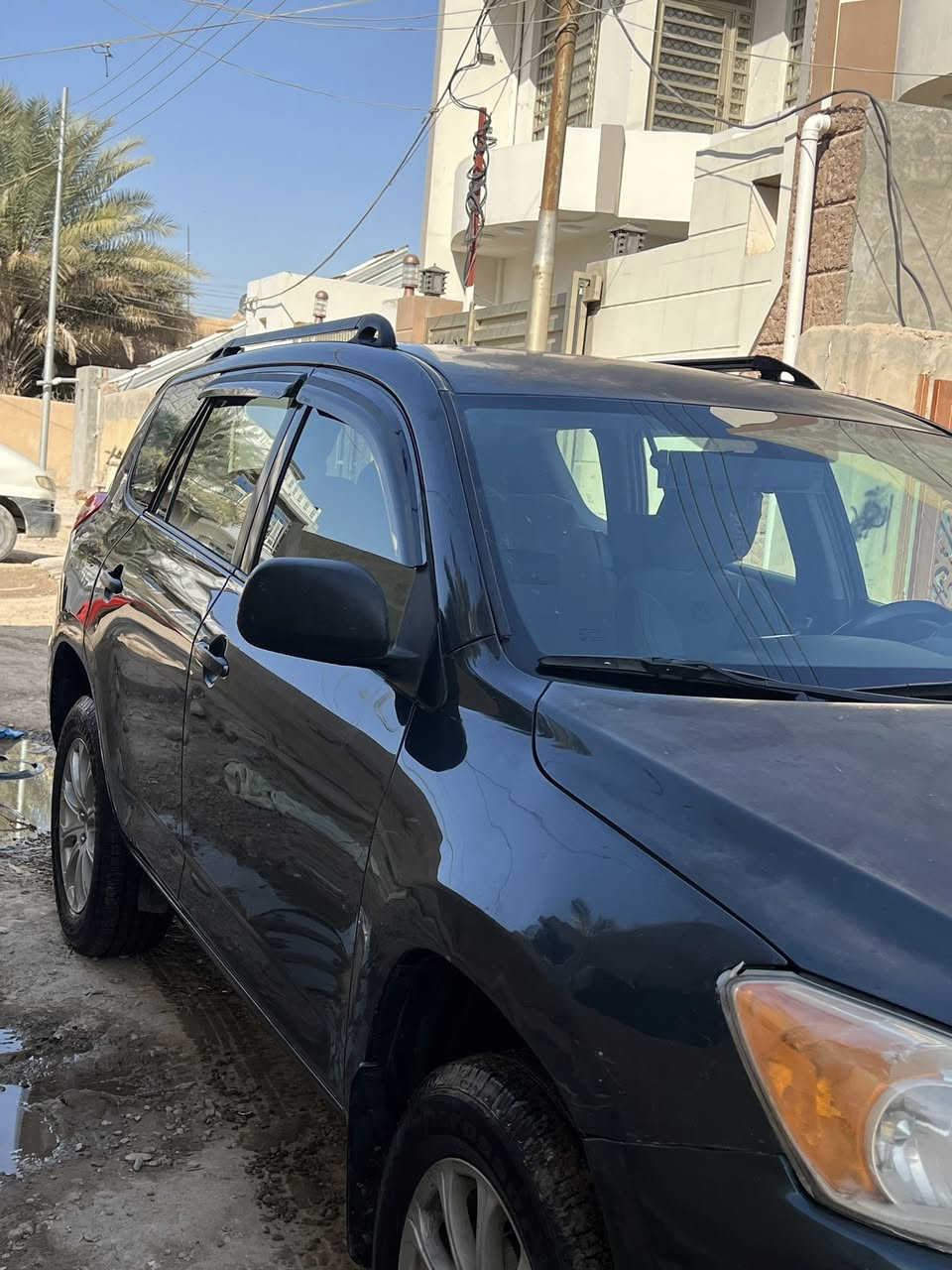 السلام عليكم ورحمة الله وبركاته
السيارة للبيع. السعر135 
مكاني سامرا 
***********
