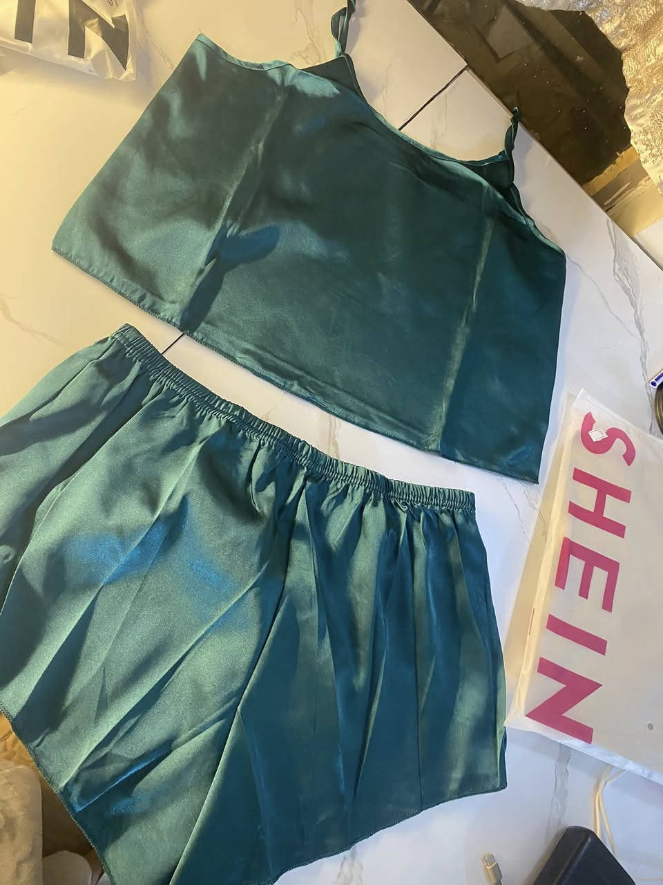 مرحبا بنات بضاعه شي ان عندي اي قطعه بالمنشور 4 الاف دينار ومتوفر توصيل


**إذا كنت صاحب هذا الإعلان وتريد حذفه لأي سبب، رجاءا أرسل رسالة إلى الدعم الفني**