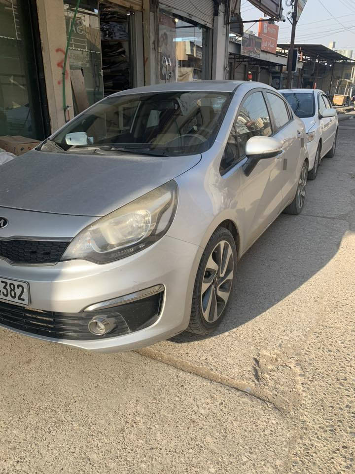 كيا ريو موديل 2016 خليجي محرك 16 دوش بدون  صبغ ولا بارد رقم دهوك سنويه 28فول موصفات ماشيه 156 الف سعر 105 مكاني موصل برطله


**إذا كنت صاحب هذا الإعلان وتريد حذفه لأي سبب، رجاءا أرسل رسالة إلى الدعم الفني**