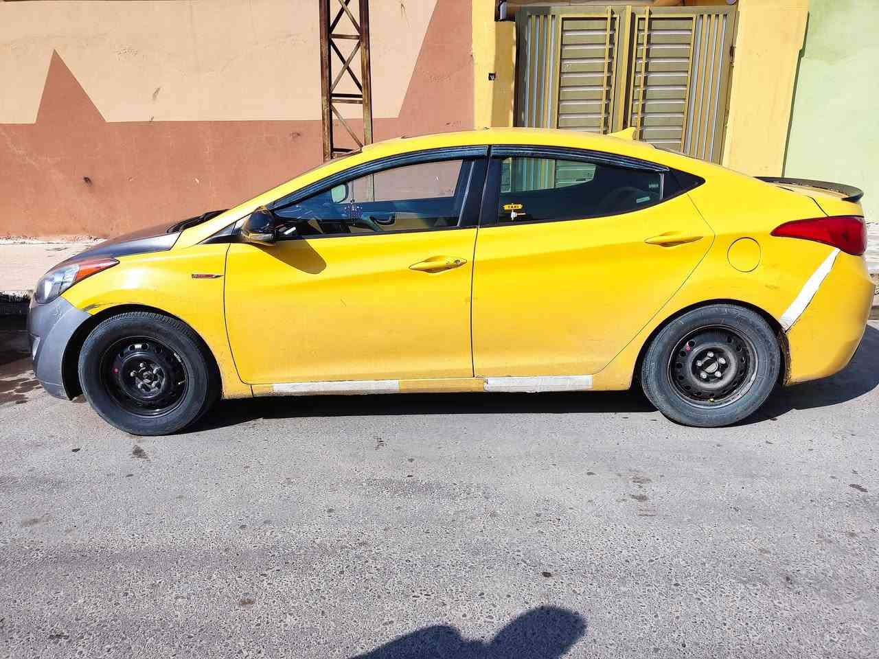 السلام عليكم
سيارة النترا 2012 وارد امريكي 
سيارة لمتدد فول مواصفات حادثها جاملغ الورة السايق ماواصل للحوض مال صندوك  وبيها طخات وتعديلات 
كير ومكينه شرط مكينه  صارلها شهرين من مشددوة مال كصه 18 دوش المرغوب 
تايرات جديدة وباتري جديد والتبريد شرط بس غاز ينرادله لان فتحت الراديترات بدلتهن وفتحنا الغاز 
سيارة كدام العين 
السعر 85 وبيها مجال قليل 
الموصل حي السماح 
***********
