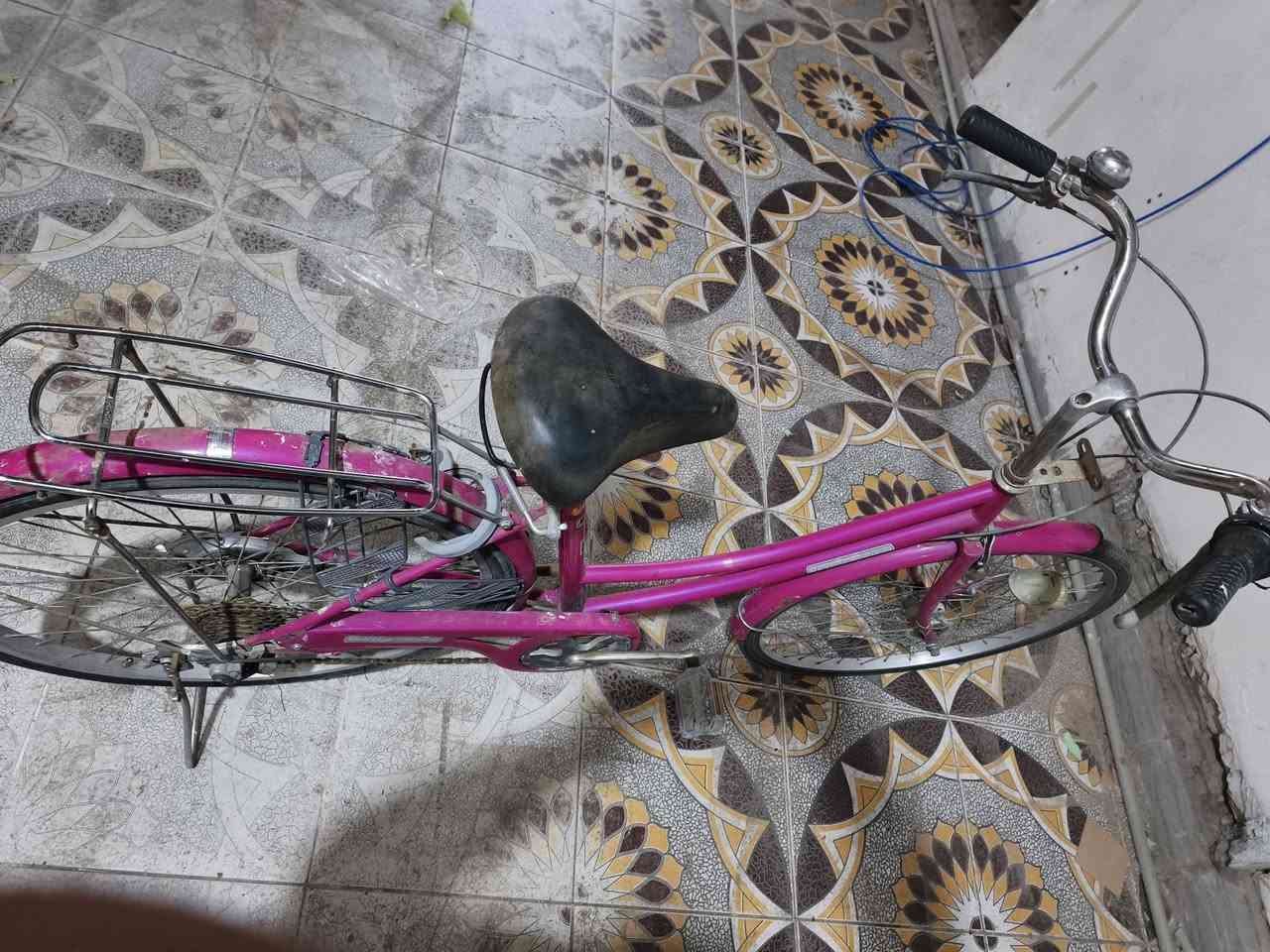 سلام عليكم بيسكل باله للبيع حجم 26كل عيب مابي شرط كير حساس شراي خاص سعر ٧٥بي مجال بيسكل نضافه١٠٠٪


**إذا كنت صاحب هذا الإعلان وتريد حذفه لأي سبب، رجاءا أرسل رسالة إلى الدعم الفني**