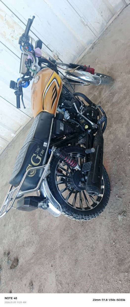 السلام عليكم دراجه البيع مكاني بغداد النهروان السعر 675وبيه مجال قليل موديل 2025نقص شاشه وباتري أوراق أصوليه مكينه ماممدوده عليه صبانه حجم المكينه 200سيسي شلعه ومعدل خير من الله الشراي ينتصل ***********
