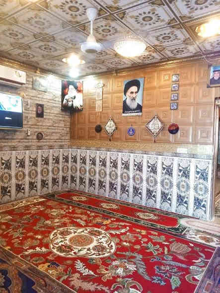 بيت للبيع طابو صرف على المبادره الموقع حي العسكري الترابي مقابل الطاقه الجديده  المساحه ٢٠٠ متر يحتوي على طابقين الطابق الاول ساحه خارجيه و صحيات  وستقبال وصالتين يحتوي على ٢ غرف ومطبخ حار + بارد   الطابق الثاني يحتوي على ٢ غرف و صاله وساحه   الرقم للاستفسار ***********
