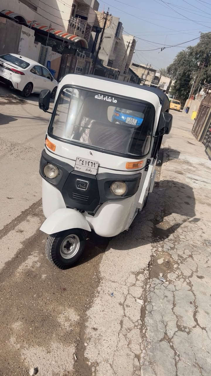 سلام عليكم تكتك 2021 رقم وسنويه بغداد
تكتك مصبوغه عام الجماليه مابيها معجون شي قليل بيها 
مكينه مجفته ومكينه ناعمه خير من الله لاتنقيص ولاتبخير 
مبدل بيها كلشي جديد تايرات جدد جادر اصلي شركه جديد كهربائات كلها شغله سوادات كلهن مصبوغات جدد اينقص مابيها جديده تكتك راجع وضع شركه اي ضربه مابيها تعال افحص وشوف بعينك وصابغها فرن ومبيتها بالفرن كشر ناعم ويلمع 
العنوان بغداد الجديده قرب جبار ابو شربت 
السعر 7500 وبيها مجال اتصل وتدلل
الرقم ***********
