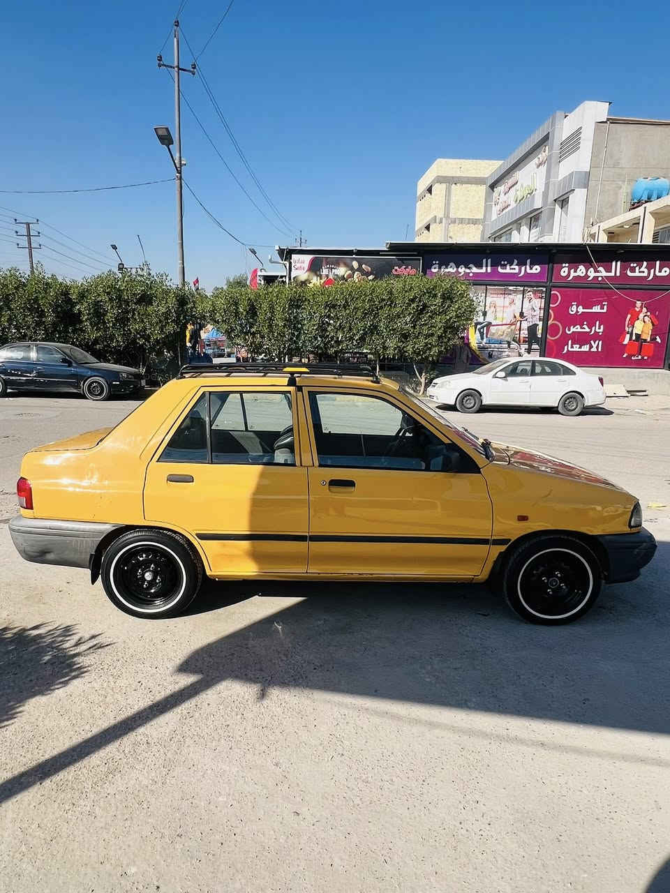 سلام عليكم سايبه للبيع 2016 سياره جاهزه على اخر حبايه نقص برغي مابيهه كهربائيات كلهه شغاله تخم تاير دوشكه السعر 43 مكان زعفرانيه رقم الهاتف ***********
