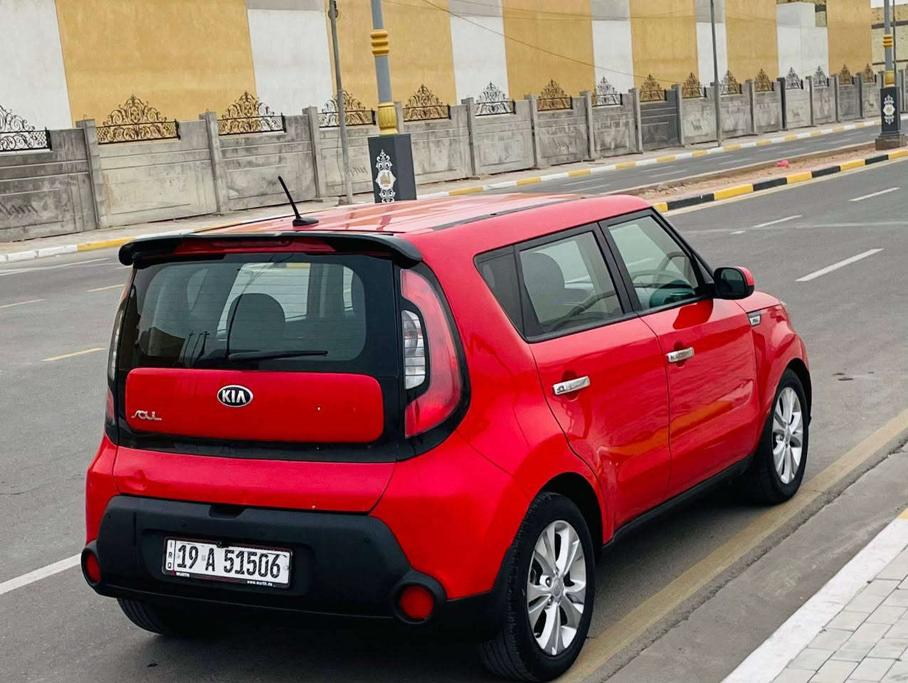 السلام عليكم للبيع كيا صول مديل 2015وارد امريكي حادث جاملغ امامي فقط وبيه دواره خلفيات صبغ بدون ضربه مواصفات شاشه تحكم اشاير بل مري مكينه 2000 كير تماتيك السياره جديد حيل وجاهزة واي نقص مابيه كير مكينه مكفولات حداديه تخم تاير تدفه تبريد ثلج السعر 105 لاستفسار اكثر لاتصال على الرقم *********** مكان السيارة كربلاء مكلف بنشر
