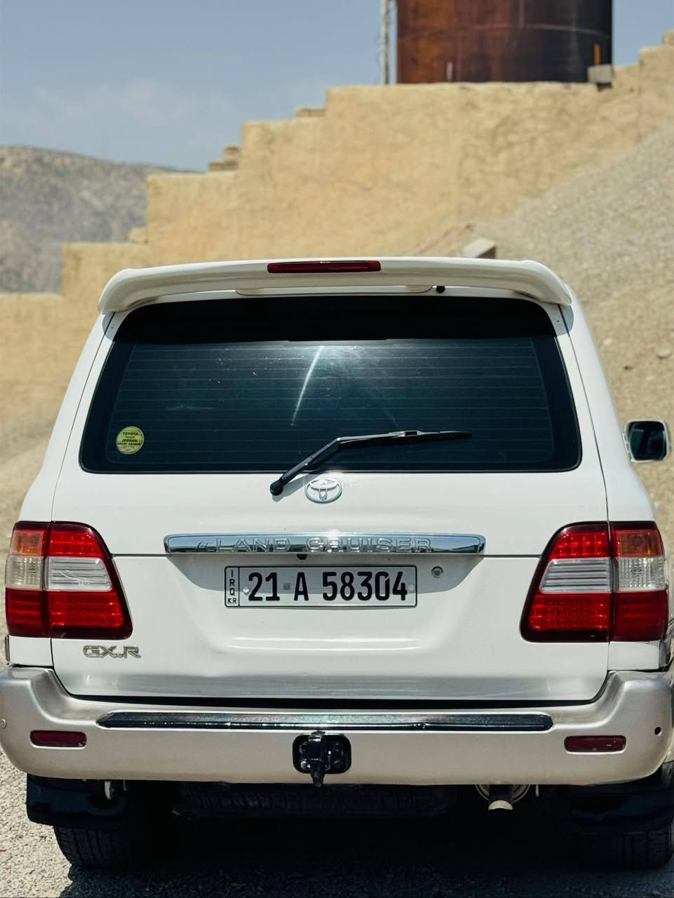 لاندكروزر2006  gxrسيارة جاهزة من كلشي رقم سلێمانی المكان دربندیخان   كله مكفول تبريد تلث قطع ثلاجه سيارة سياره كلش حلوه داخلها جدا  رقم الهاتف ***********
