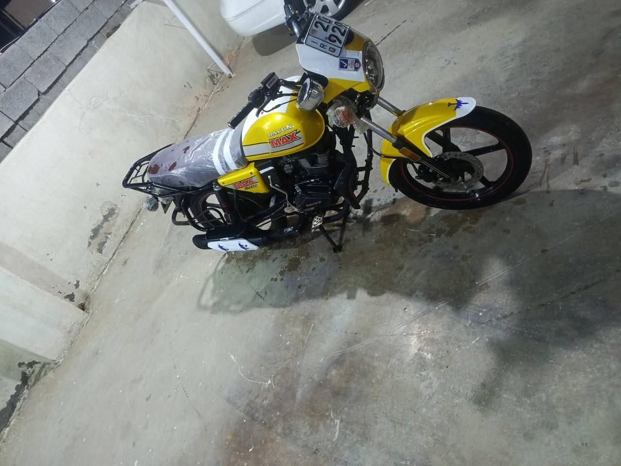 سلام عليكم دايوان موديل 22 طالع 25 مرقمه رقم ديالى تحويل ثاني يوم سعر 1800 ستفسار عل  ***********
