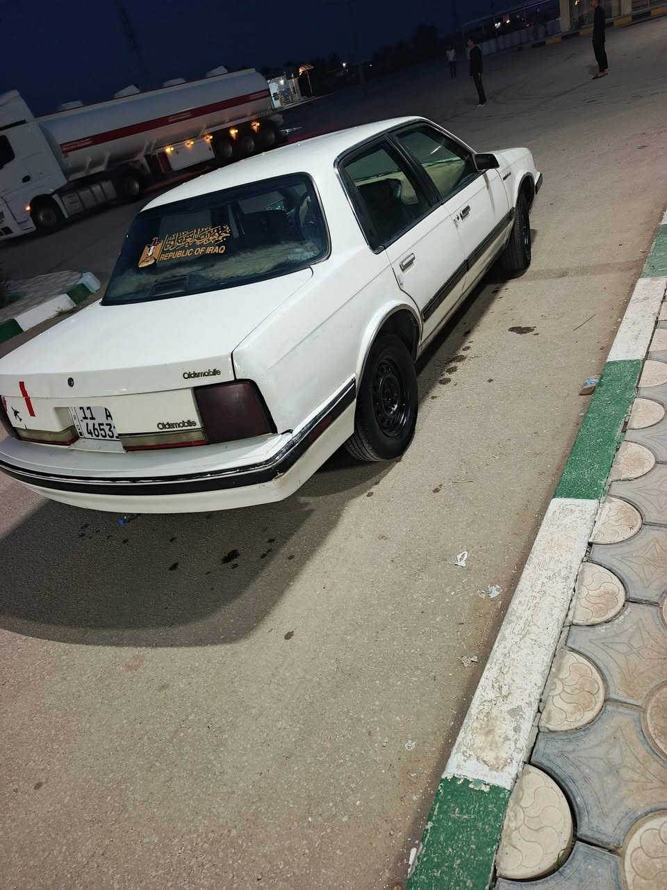 السلام عليكم اولدز موبيل موديل 90مكينه كيررقم بغداد انكليزي حداديه كفاله تخم تاير دواخل كفاله كيجات كلها شغاله غرفه نضيفه ترايك وين ميعجبك السعر 38بيها مجال بسيط ***********
