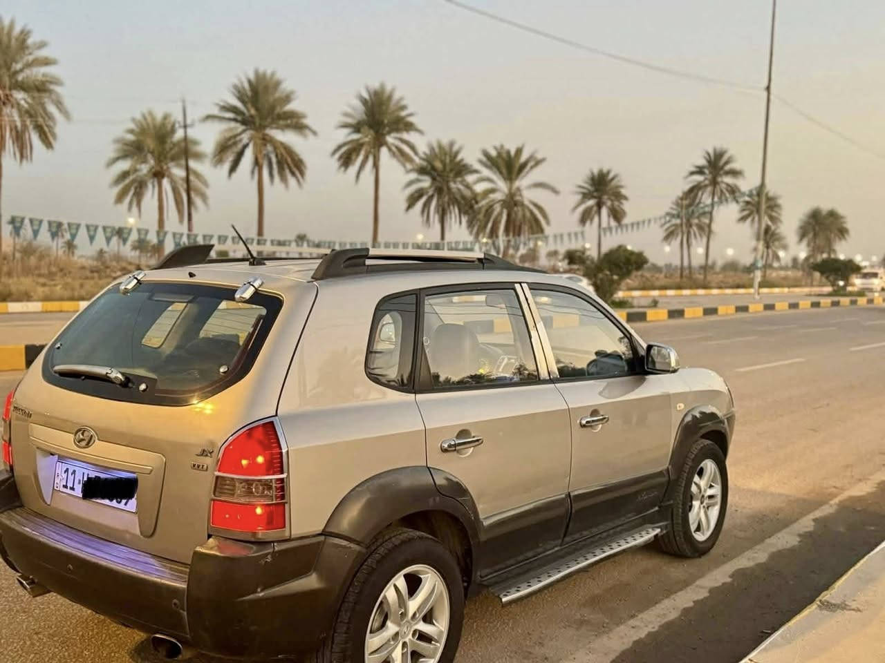 السلام عليكم توسان 2009 وارد خليجي كير مكينه حداديه تخم تاير تبريد تدفئه بيها قطعه وحده تبديل بلاديه بدون صبغ الباقي كفاله السعر 112 وبيها مجال للاستفسار اكثر اتصل ***********
