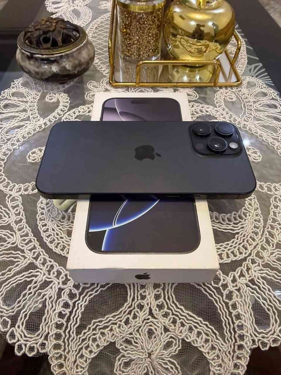 16 برو ماكس للبيع
ذاكرة 256 
بطارية(100)🔋
لون:اسود 
مبدل(كلاسة وظهر فقط) الجهاز مثل البلادي
كارتونتة موجودة 
بعدة داخل الضمان 
السعر:1075 وبي مجال حك الجية 
العنوان: بغداد:مصفى الدورة 
للاتصال:***********
