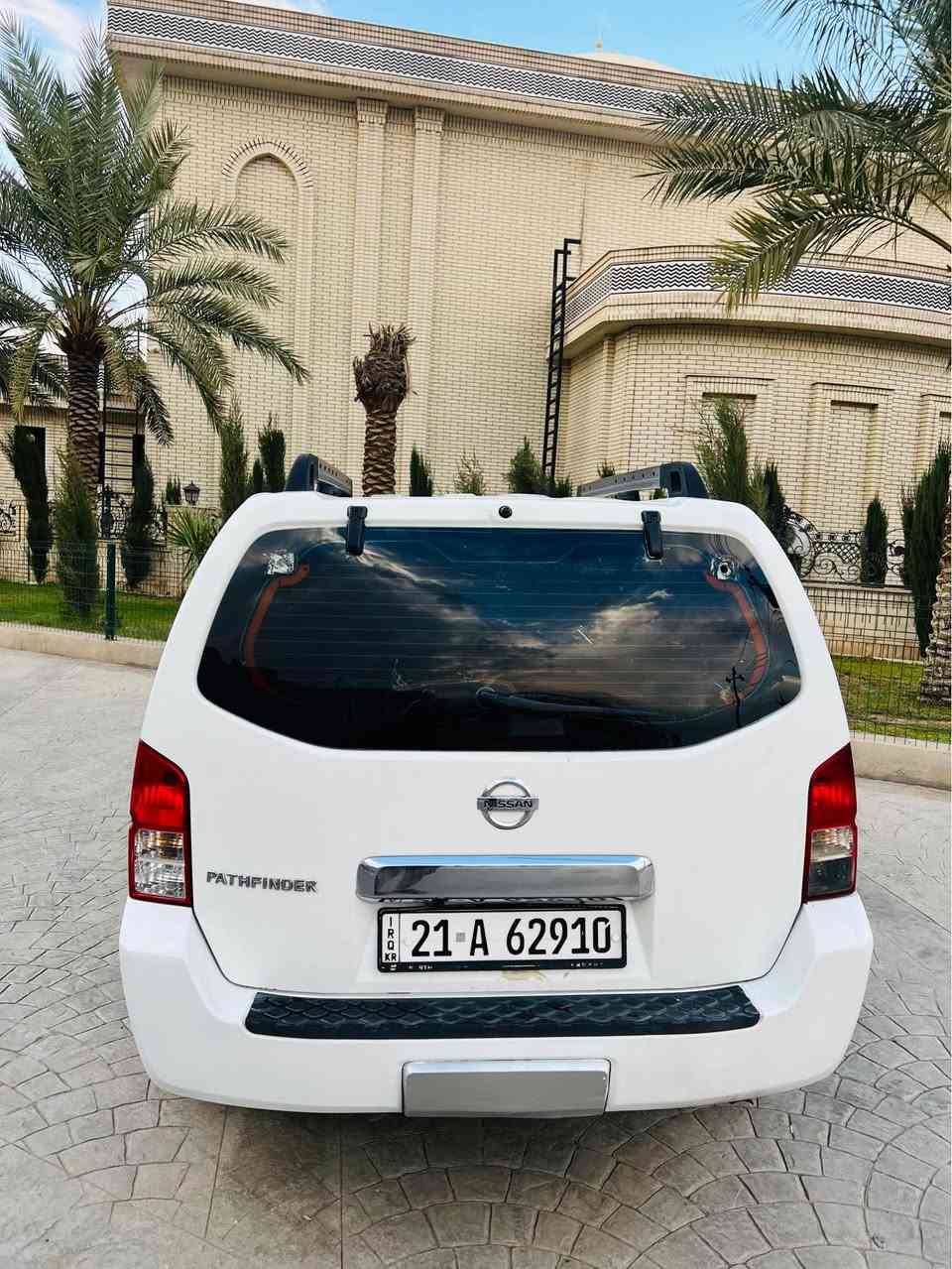 نيسان پاسفاندر …مۆدیل٢٠٠٦….سەنەوینوێ٢٠٢٨..گێرو مەکینەو تەبریدو دەبل ئەکسلی بەشەرتە…بەناوی خۆمە وەکالەو تەحویل بەشەرت…سەقفو ٥پارچەی سبوغە بێ وەرگەران…سعری٧٨$مجال شوێن هەولیر..***********ساحیب سەیارە ڤایبەر واتسئاپ أربيل, العراق
