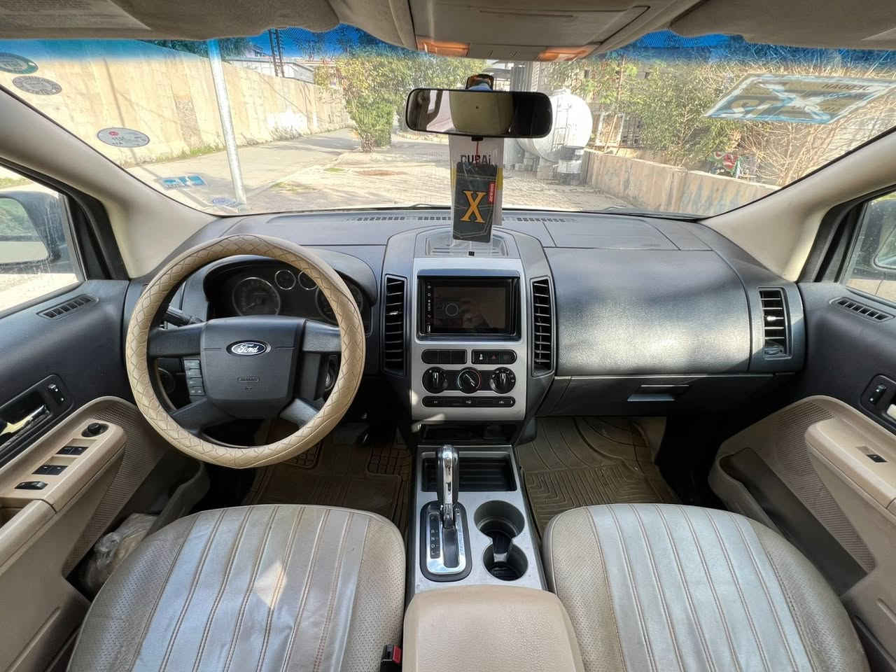 فورد ايدج2008 خليجي نيفا
بيها ٤قطع رش بدون ضربه شرط تحويل و وكاله سنويه رقم جديد سياره جديد مابي نقص ٧٣بي مجال بسيط
مكان سياره كركوك
***********
