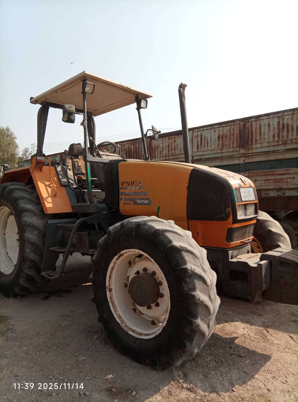 السلام عليكم
للبيع رينو 2002 حجم 140 رقم سنويه مكفوله المكينه جاهزه للكراب العنوان بابل الرقم للاستفسار ***********
