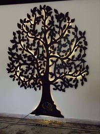 یەک دیزاین... بە سێ ستایلی جیاواز و ناوازە! ✨🌳👑  ئەم درەختە شاهانەیە ه...