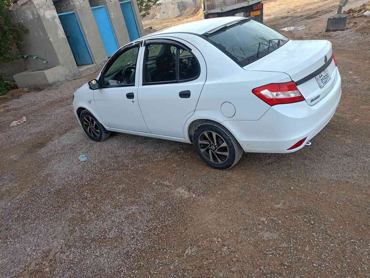 سلام عليكم سانيا 2020 للبيع ماشيه 83الف سياره بدون مكفوله بيهه صبغ ربع جاملغ ولباقي كفاله مكينه وكير خير من الله تخم تاير هستوني شده تبريد ثلج رقم بغداد بسمي تحويل ثاني يوم سياره جديده مكاني ديوانية ***********
