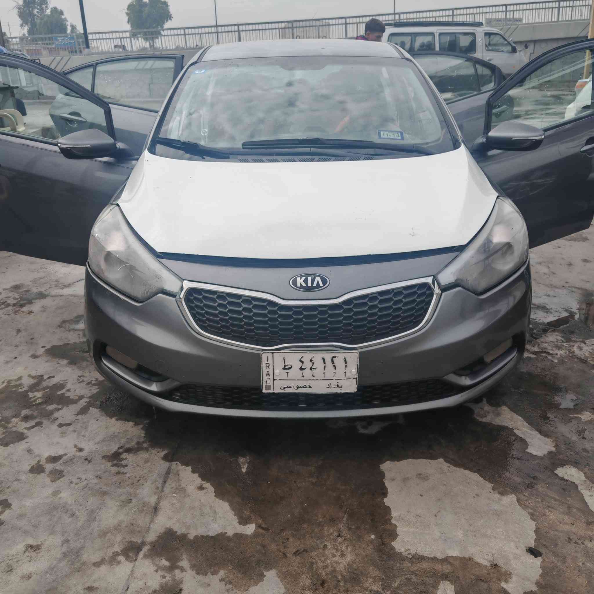 كيا فورتي 2016وارد امريكي محرك 2000 الضرر بجم خفيف ماواصل لا الغود ولا شواصي
السعر 105 وبيه بارد ٣ قطع بل عراق
رقم الهاتف***********

